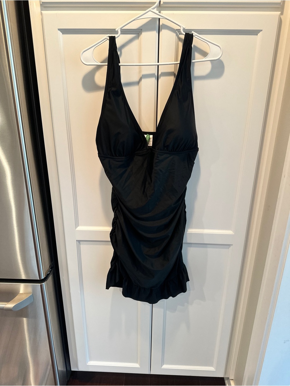 NWT J. Crew Women’s Black V-Neck Ruffle Hem Swimdress Size 14 - Picture 13 of 15